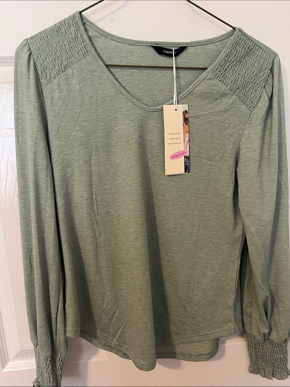NWT Dokotoo Sage Green Smocked Shoulder V-Neck Long Sleeve Top